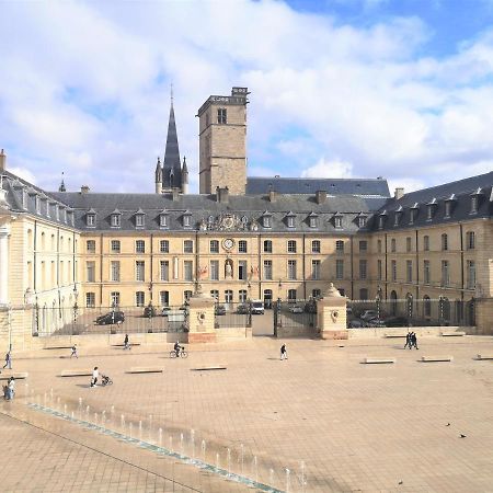 Ferienwohnung Le Dentan, Au Centre Historique De Dijon Exterior foto
